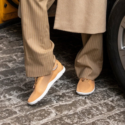 HF Flow – Minimalistic Shoes for Foot, Knee & Back Pain